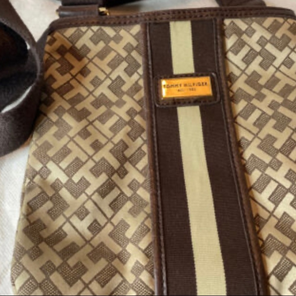 Tommy Hilfiger small hobo bag